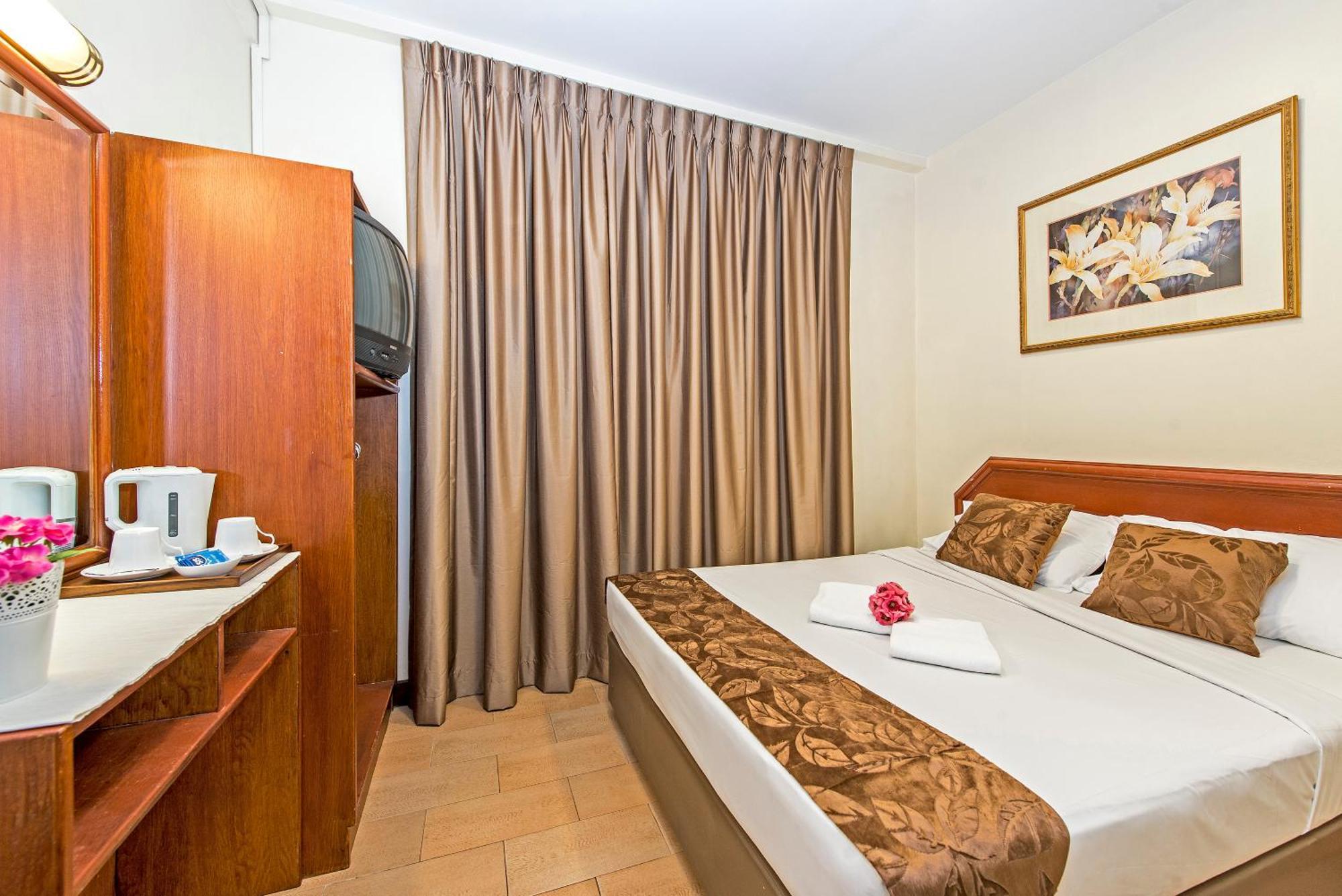 Standard Double Room – No Window